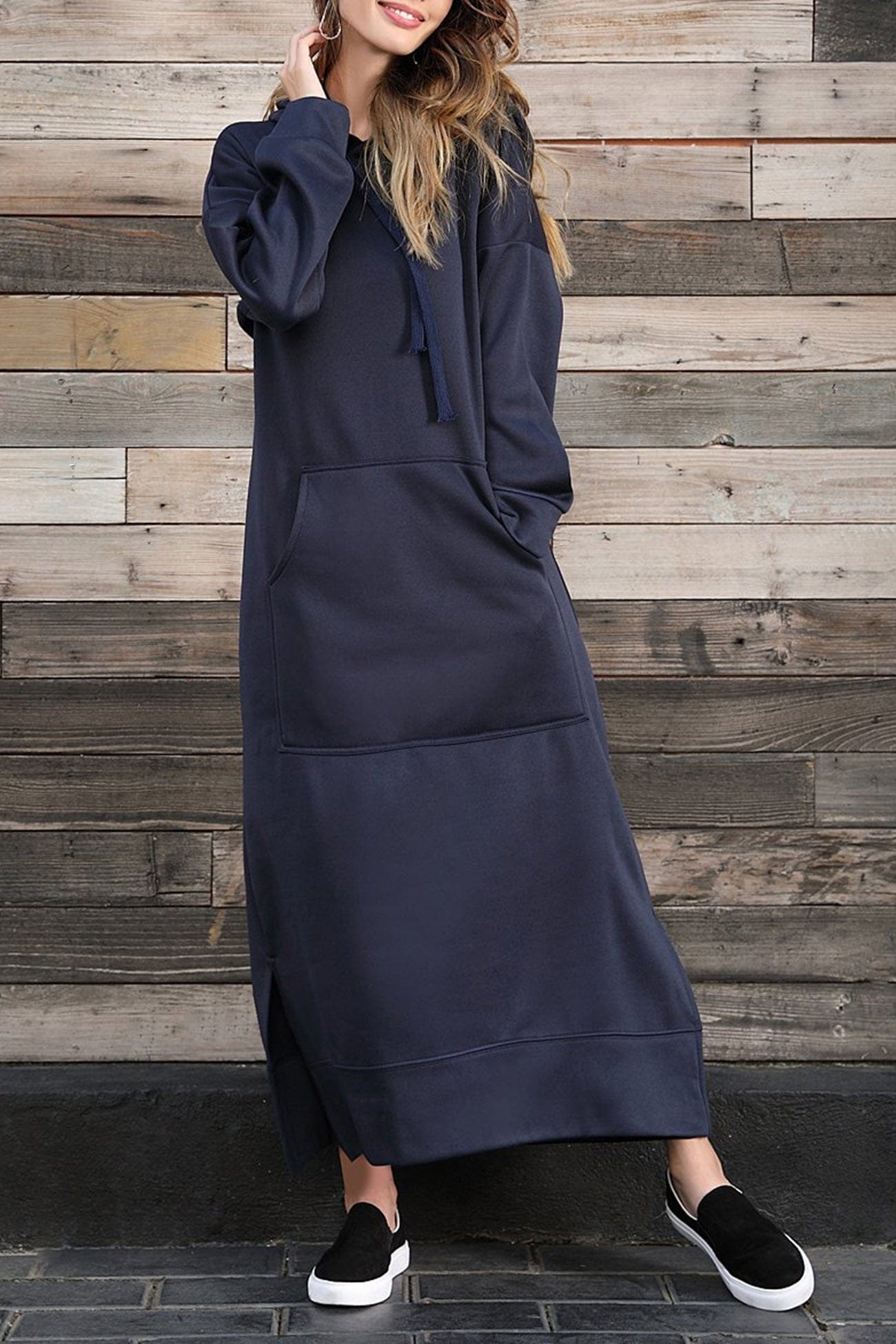 Midi dresses Blauw / S Berdina | Elegante Hoodie-jurk met zakken Mykozo