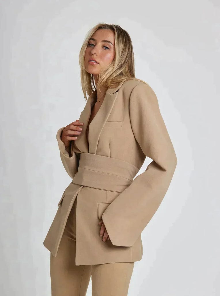 Beige / S Kylie | Elegante Blazer met riem Mykozo