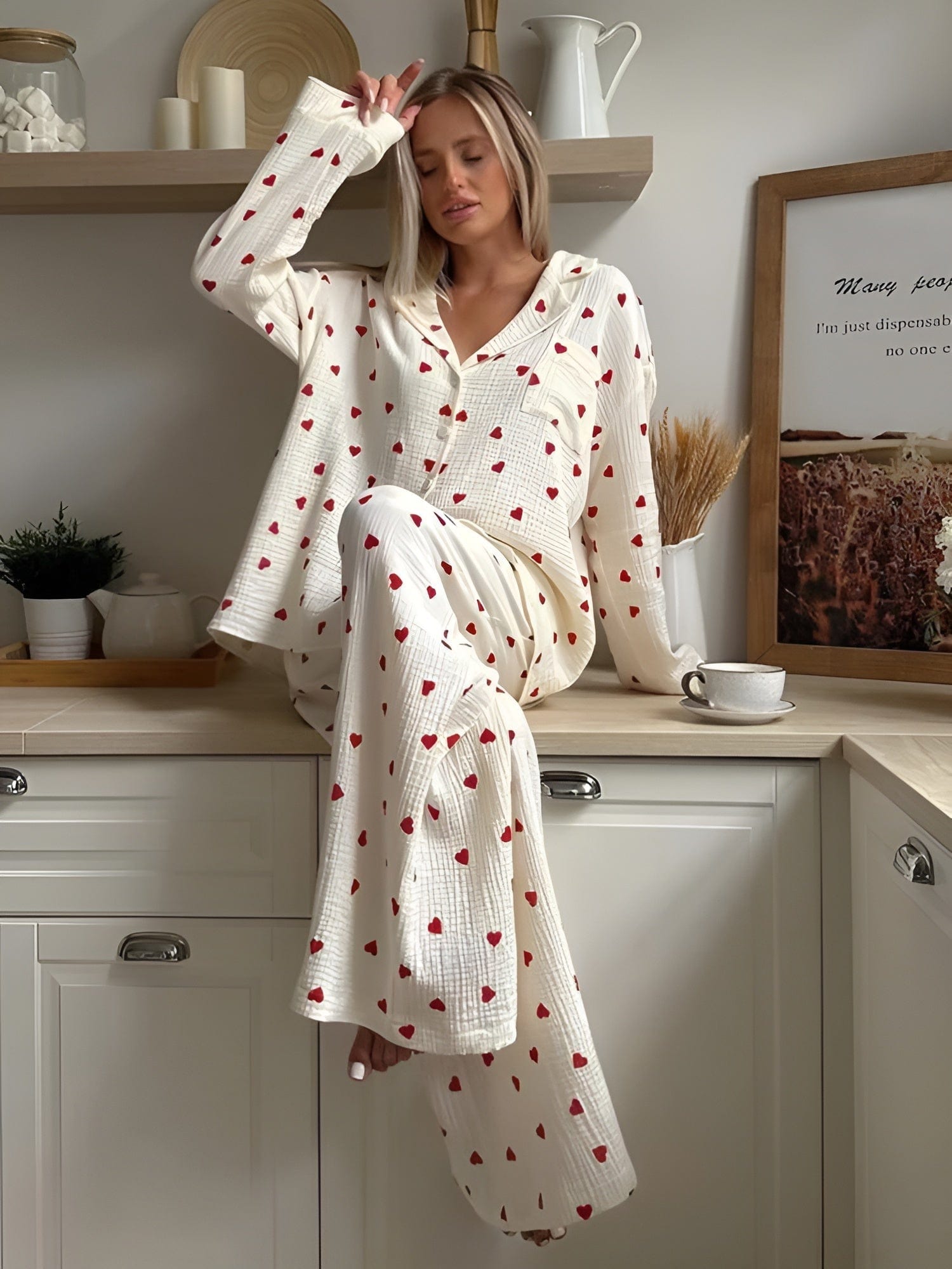 Lola - The Aesthetic Heart Pyjama Set Mykozo