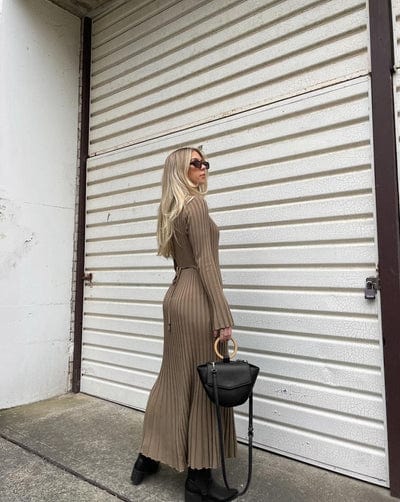 Beige / S Ophelia | Elegante maxi jurk met vollemouwen Mykozo