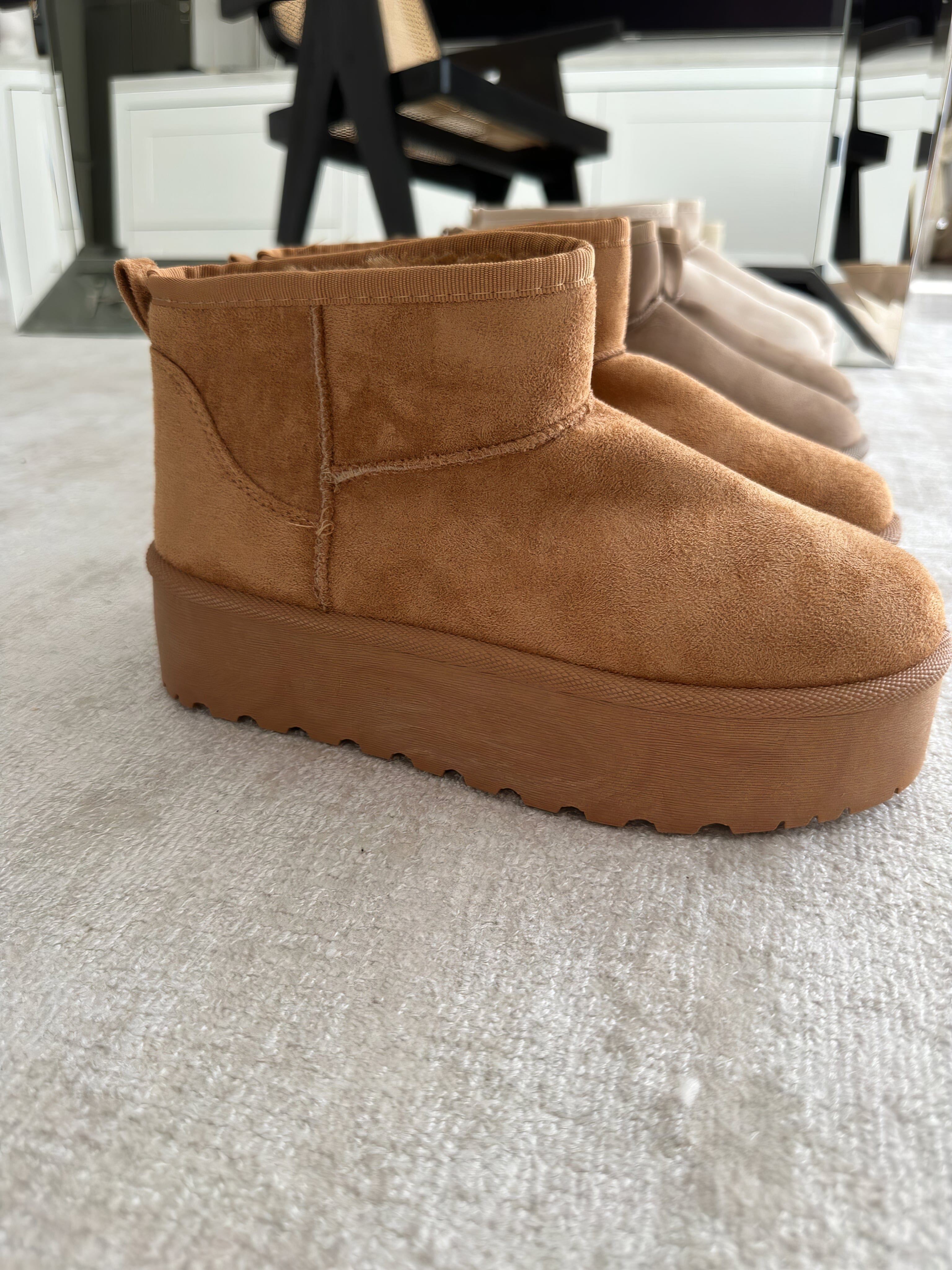 Nora - Trendy BOOTS Mykozo