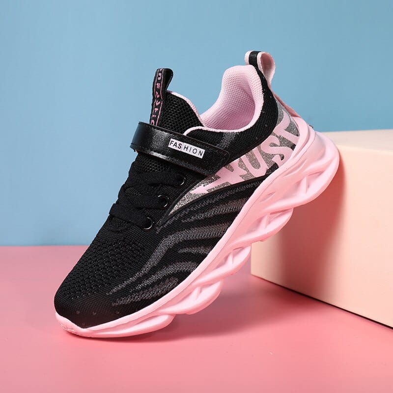 Sneakers Zoë - Ademende dames sneakers (Zwart-Roze) Mykozo